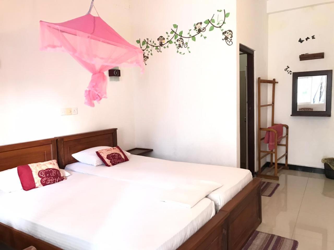Anna Tourist Inn Негомбо Екстер'єр фото