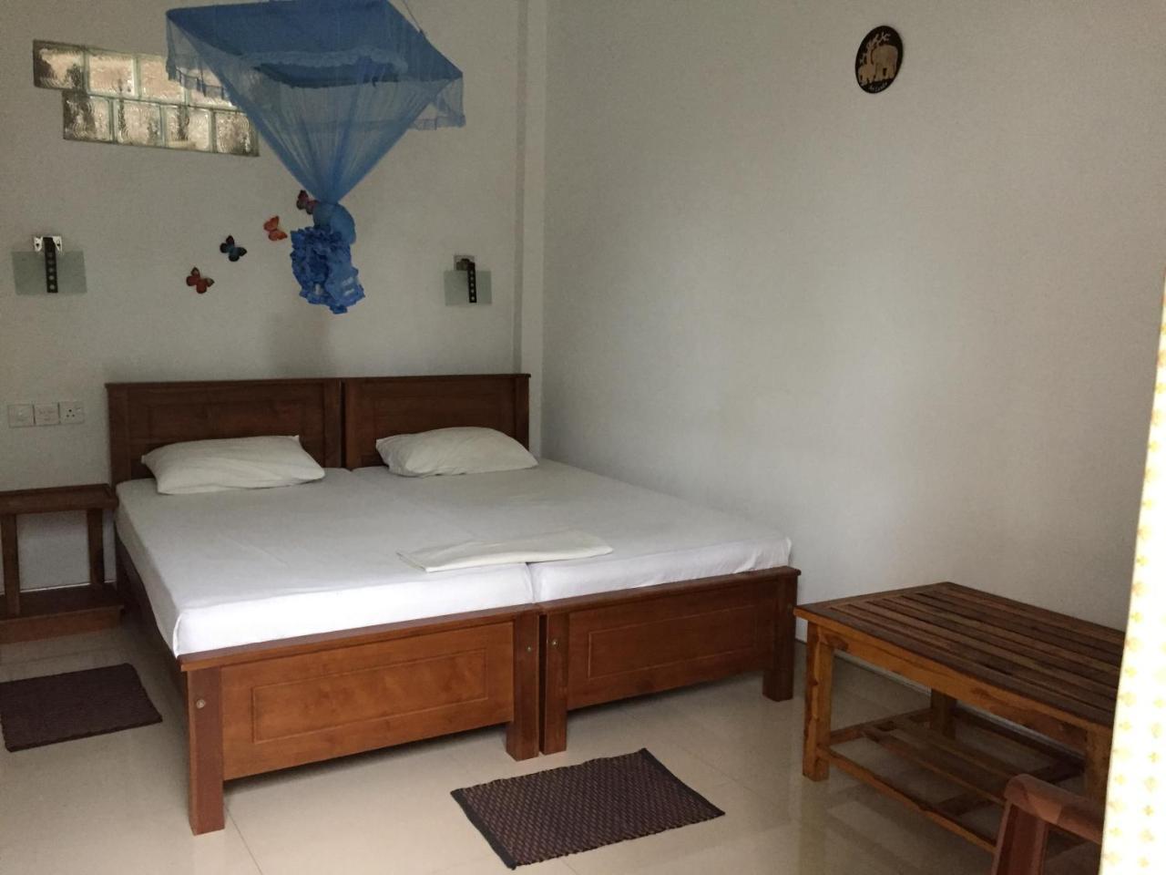 Anna Tourist Inn Негомбо Екстер'єр фото
