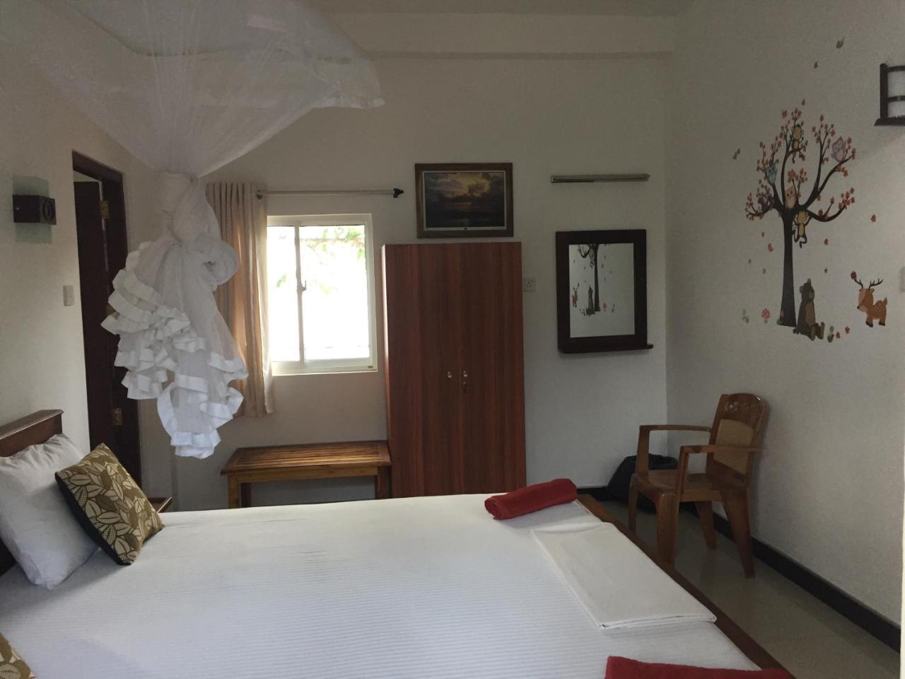 Anna Tourist Inn Негомбо Екстер'єр фото